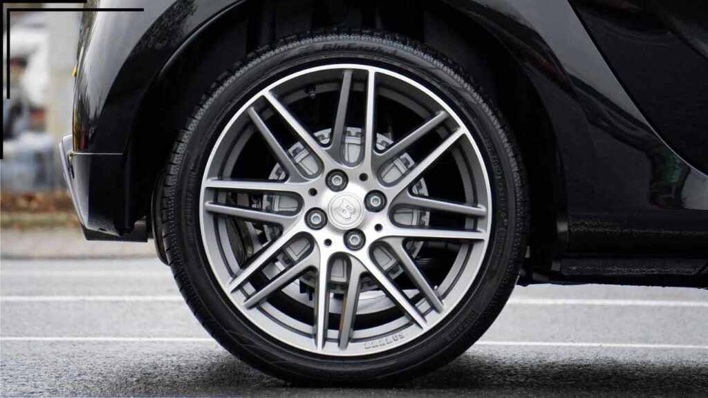 How to Clean Car Rims Effectively