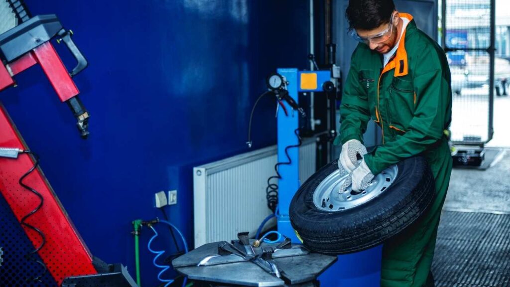 How to Remove a Car Tire from a Rim